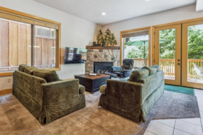 Dog friendly summer vacation hub near town home